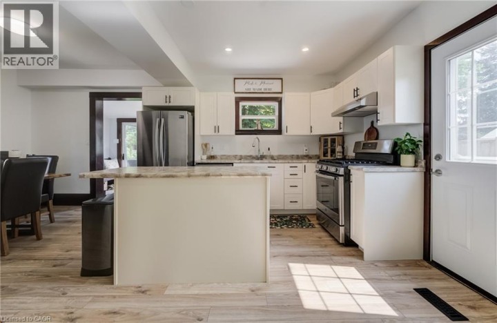 Photo 3 at 434812 Zorra Line, Beachville, Ingersoll