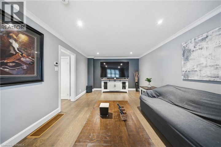 Photo 10 at 175 Grand River Avenue, Holmedale, Brantford