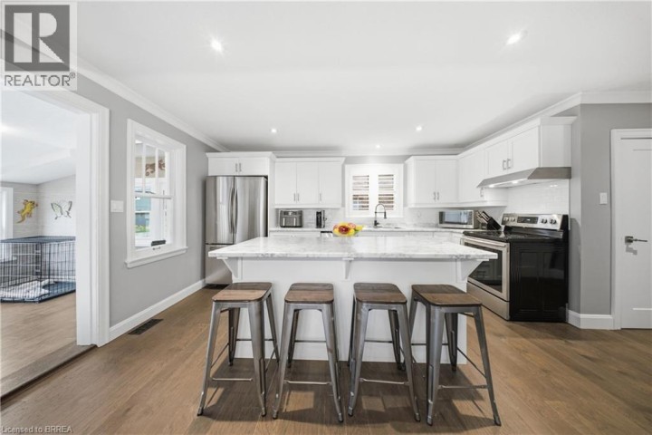 Photo 5 at 175 Grand River Avenue, Holmedale, Brantford