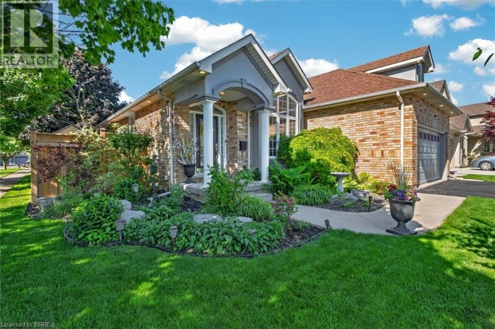 Photo 1 at 62 Varley Crescent, Northridge, Brantford