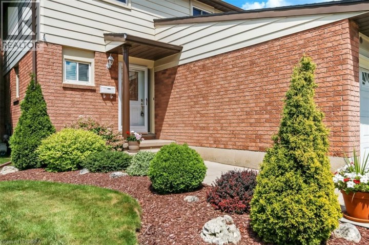 Photo 3 at 207 Dunsdon Street, Cedarland, Brantford