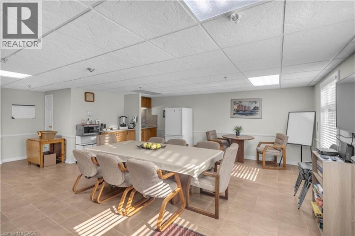 Photo 24 at 815 - 9 Bonheur Court, Brantwood Park, Brantford