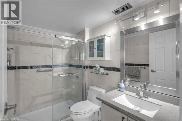 Photo 19 at 815 - 9 Bonheur Court, Brantwood Park, Brantford