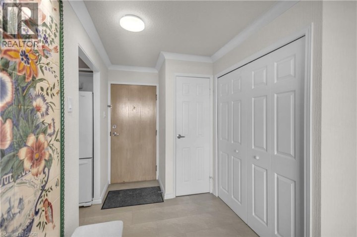 Photo 23 at 815 - 9 Bonheur Court, Brantwood Park, Brantford