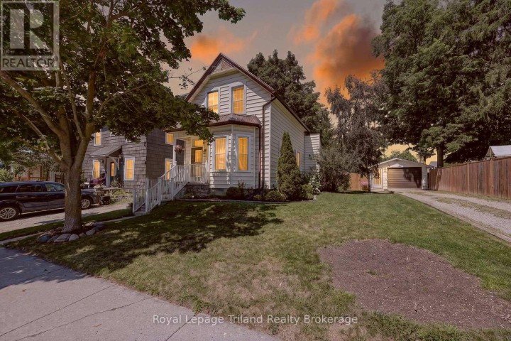 Photo 1 at 257 Hunter Street, Woodstock - North, Woodstock