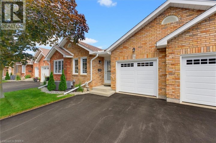 Photo 3 at 10 - 60 Whitlaw Way, Innerkip (Fair Grounds), Woodstock