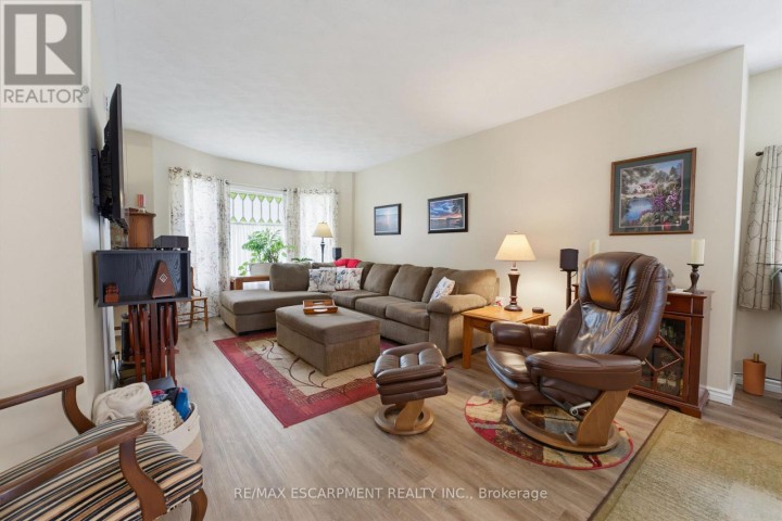 Photo 10 at 19 First Avenue, Port Dover, Norfolk County