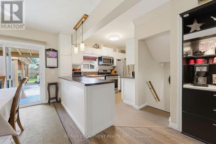 Photo 12 at 19 First Avenue, Port Dover, Norfolk County