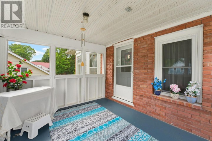Photo 4 at 19 First Avenue, Port Dover, Norfolk County