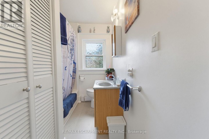 Photo 9 at 19 First Avenue, Port Dover, Norfolk County