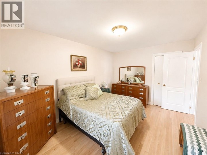Photo 22 at 36 Oakhill Drive, Oakhill Dr, Brantford
