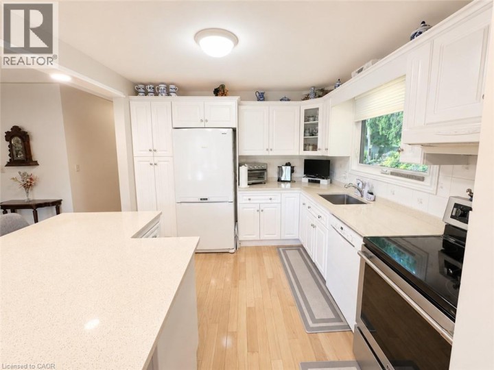 Photo 8 at 36 Oakhill Drive, Oakhill Dr, Brantford