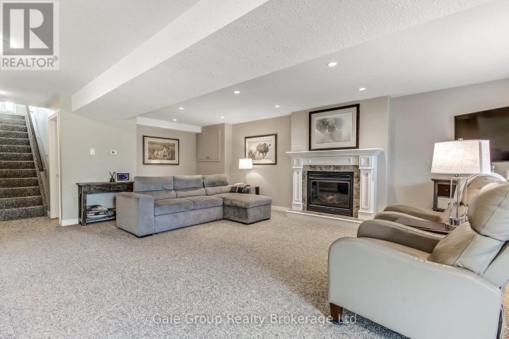 Photo 14 at 402 Fairway Road, Woodstock - North, Woodstock