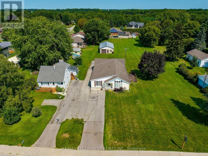Photo 2 at 1032 Main Street, Port Dover, Norfolk County