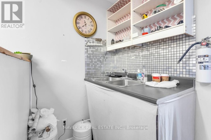 Photo 10 at 101 N Thames Street, Ingersoll - North, Ingersoll