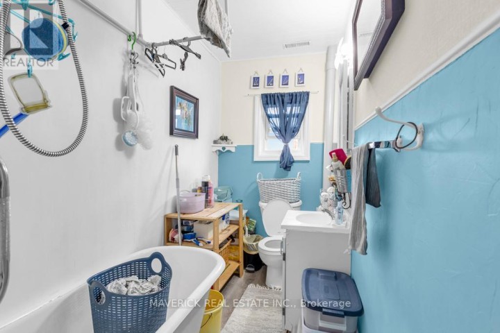 Photo 33 at 101 N Thames Street, Ingersoll - North, Ingersoll