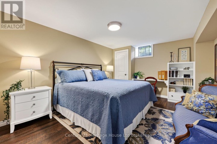 Photo 31 at 528 Baldwin Crescent, Woodstock - North, Woodstock