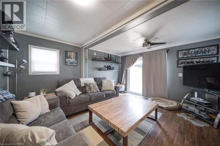 Photo 10 at 77 Eighth Avenue, Eagle Place East, Brantford