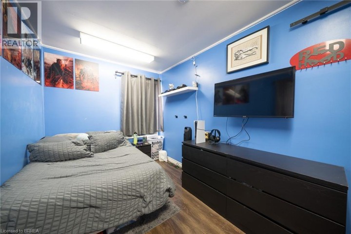 Photo 13 at 77 Eighth Avenue, Eagle Place East, Brantford