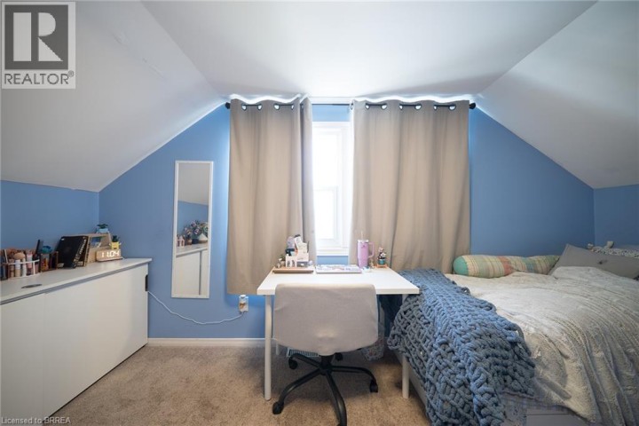 Photo 17 at 77 Eighth Avenue, Eagle Place East, Brantford