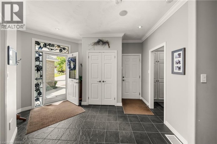 Photo 5 at 26 - 115 Glenwood Drive, Echo Place, Brantford