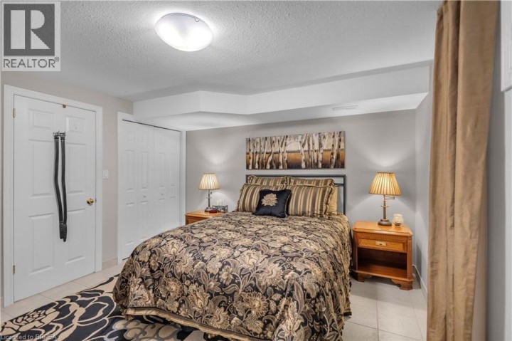 Photo 23 at 13 - 633 N Park Road, Cedarland, Brantford