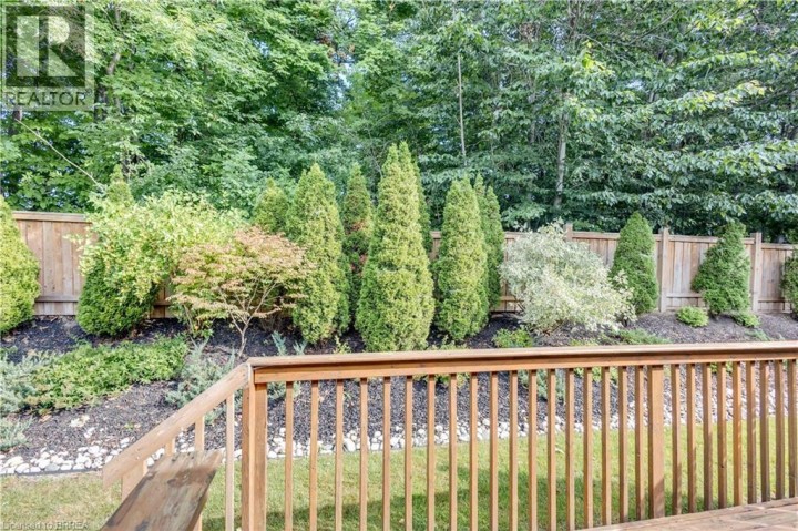 Photo 26 at 13 - 633 N Park Road, Cedarland, Brantford