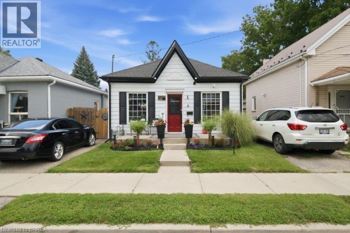 Photo 1 at 11 Esther Street, East Ward, Brantford