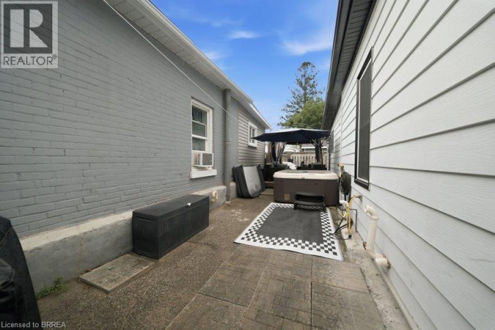 Photo 26 at 11 Esther Street, East Ward, Brantford