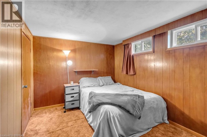 Photo 27 at 18 Kingsmount Crescent, Sw Rural, Brantford