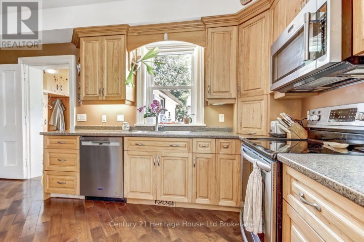 Photo 4 at 166 W Dundas Street, Ingersoll (Thamesford), Ingersoll