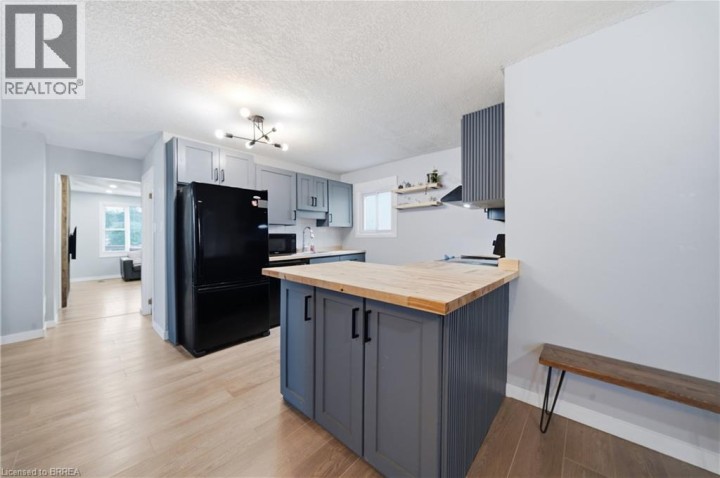 Photo 10 at 49 Seventh Avenue, Eagle Place East, Brantford