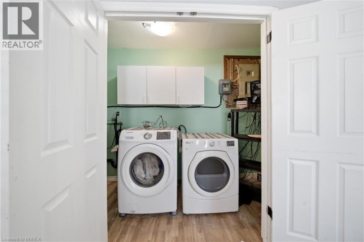 Photo 15 at 49 Seventh Avenue, Eagle Place East, Brantford