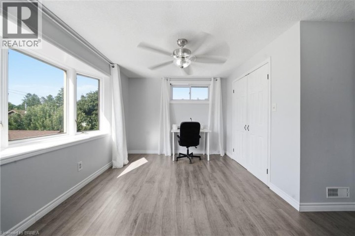 Photo 23 at 49 Seventh Avenue, Eagle Place East, Brantford