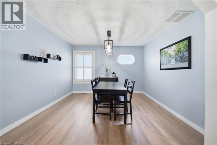 Photo 7 at 49 Seventh Avenue, Eagle Place East, Brantford
