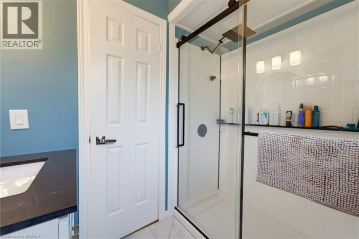 Photo 14 at 46 Garden Crescent, Innerkip (Fair Grounds), Woodstock