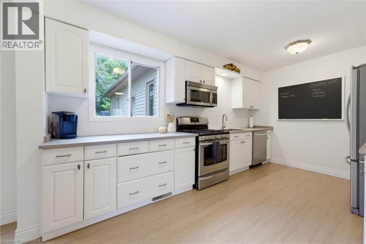 Photo 2 at 46 Garden Crescent, Innerkip (Fair Grounds), Woodstock