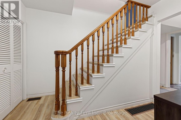 Photo 6 at 652 Miller Street, Woodstock - North, Woodstock