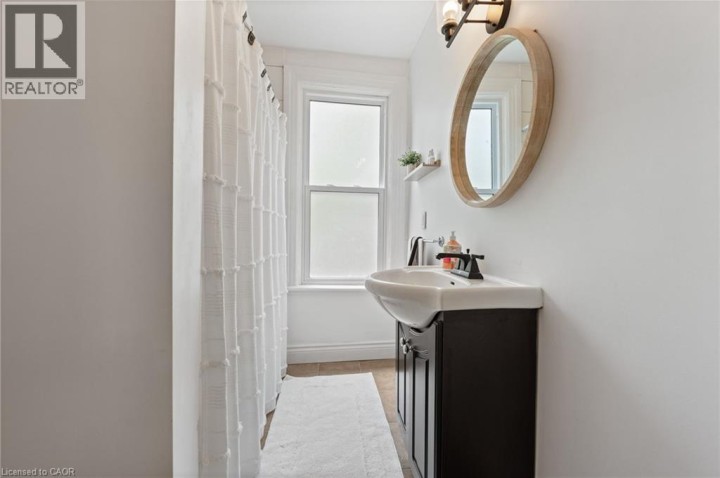 Photo 19 at 30 Dundas Street, Terrace Hill, Brantford