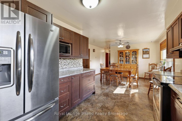 Photo 15 at 484734 Sweaburg Road, Sweaburg, South-West Oxford