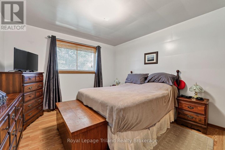 Photo 17 at 484734 Sweaburg Road, Sweaburg, South-West Oxford