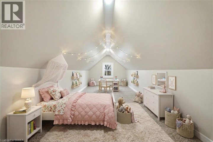 Photo 17 at 17 Able Avenue, Victoria / Arthur, Brantford