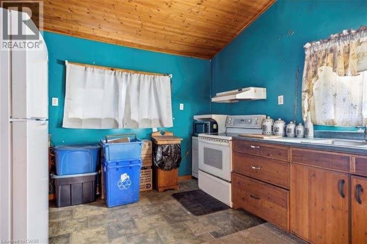 Photo 11 at 35 Ann Street, Ingersoll - South, Ingersoll