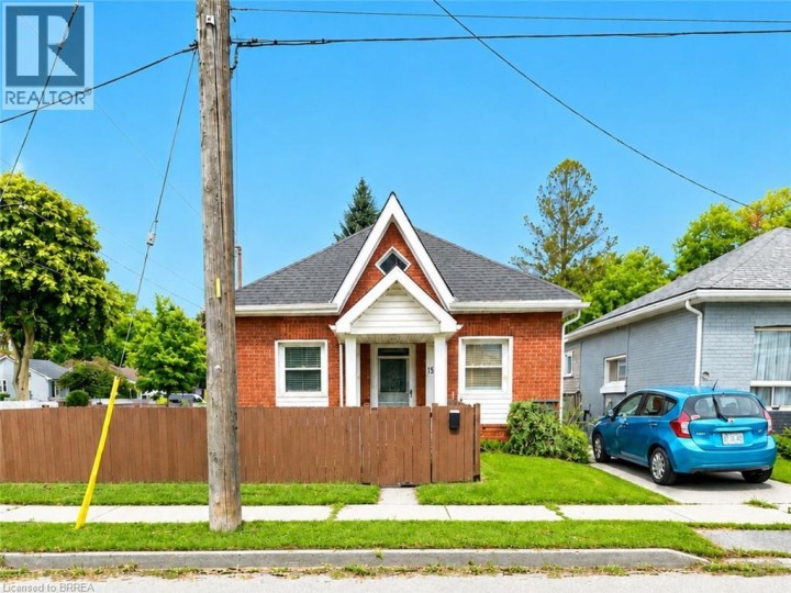Photo 1 at 15 Esther Street, East Ward, Brantford