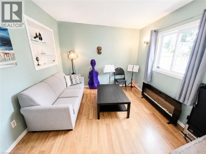Photo 8 at 15 Esther Street, East Ward, Brantford
