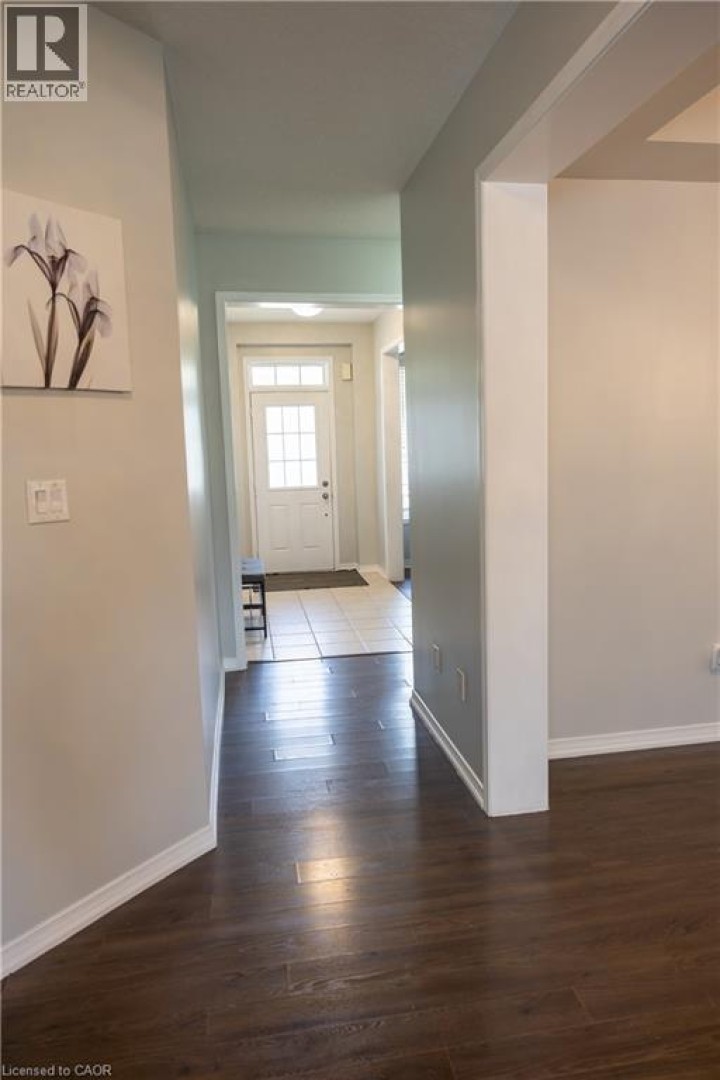 Photo 7 at 20 Gillespie Drive, Empire South, Brantford
