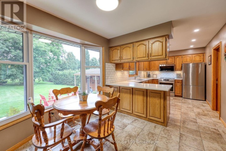 Photo 13 at 81 N Glenn Avenue, Sweaburg, South-West Oxford