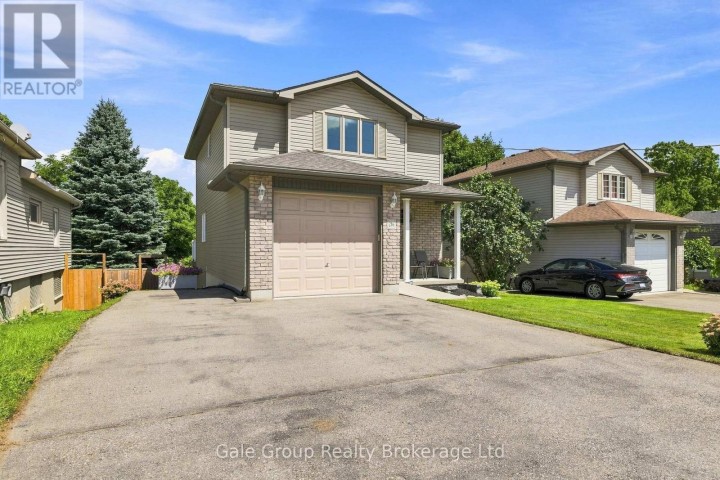 Photo 2 at 216 N Thames Street, Ingersoll - North, Ingersoll