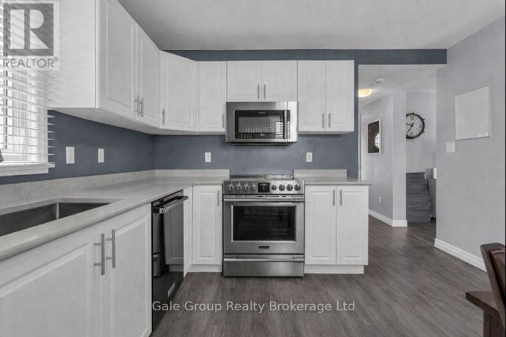 Photo 9 at 216 N Thames Street, Ingersoll - North, Ingersoll