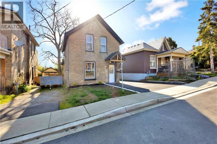 Photo 2 at 187 Drummond Street, East Ward, Brantford